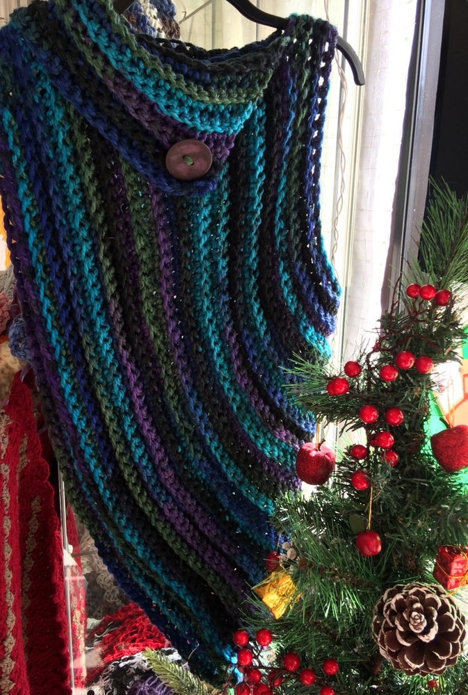 Multicolor sideway vest